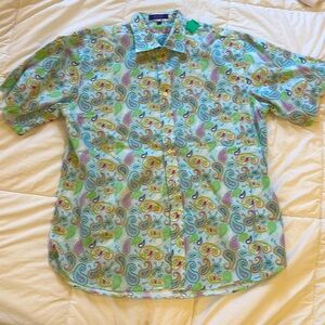 Alan Flusser size large 100% cotton short sleeve one pocket shirt shirt.